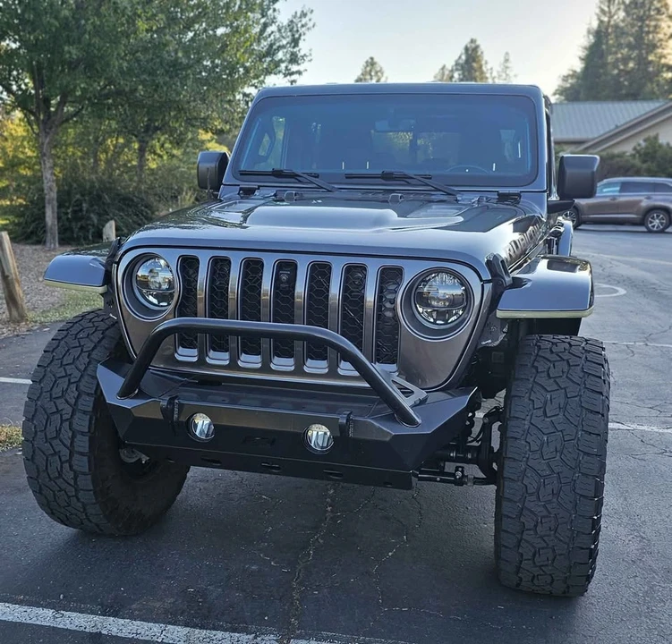 2020 Jeep JT Gladiator - Image 15 of 20