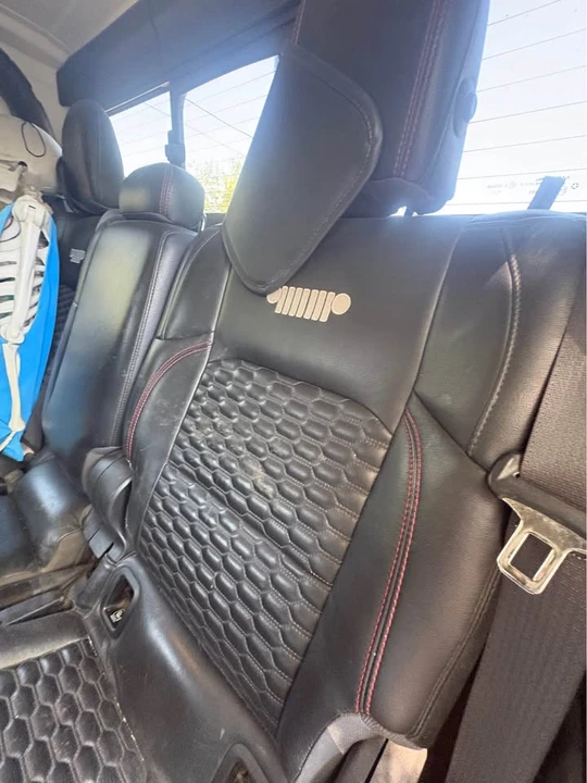 2020 Jeep JT Gladiator - Image 8 of 14