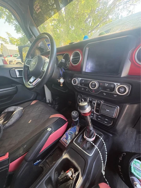 2020 Jeep JT Gladiator - Image 2 of 14