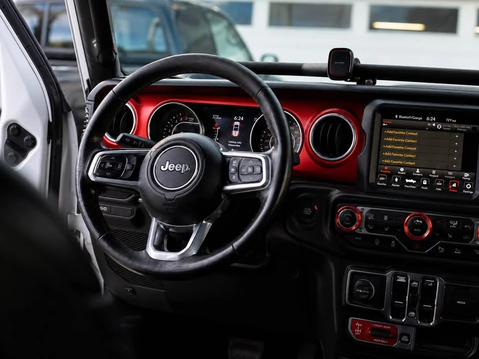 2020 Jeep JT Gladiator - Image 15 of 20