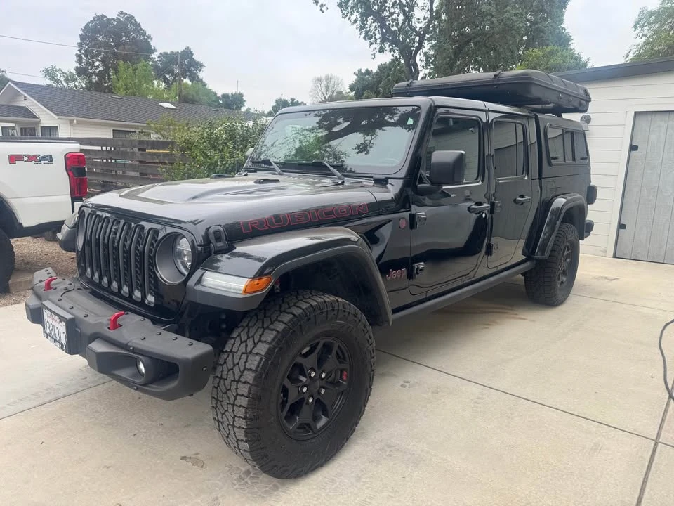 2020 Jeep JT Gladiator - Image 2 of 11