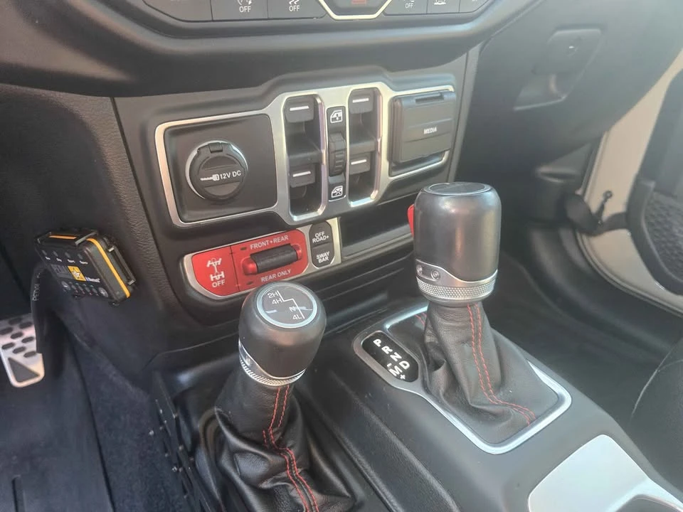 2020 Jeep JT Gladiator - Image 10 of 15