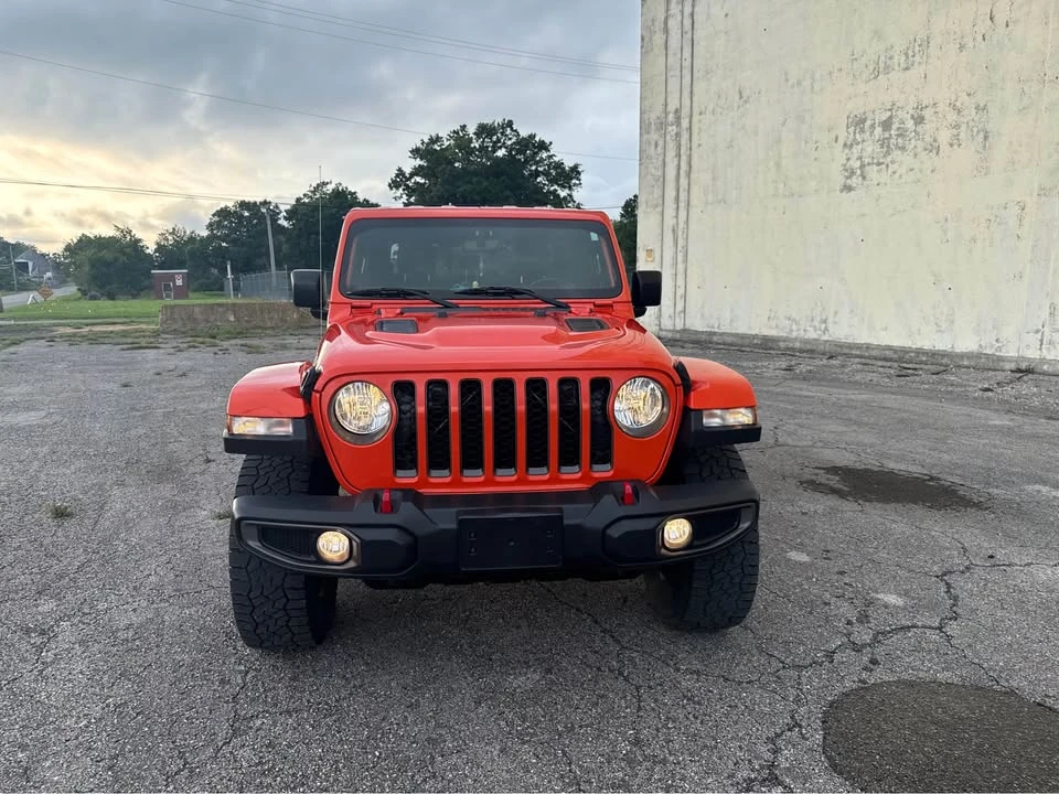 2020 Jeep JT Gladiator - Image 2 of 15