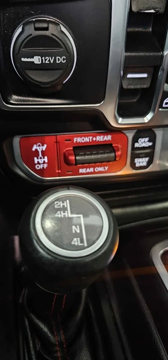2020 Jeep JT Gladiator - Image 14 of 20