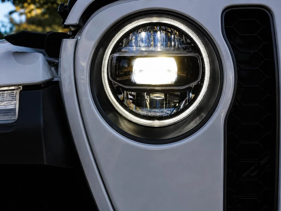 2020 Jeep JT Gladiator - Image 2 of 20
