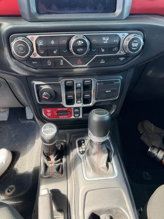 2020 Jeep JT Gladiator - Image 5 of 7