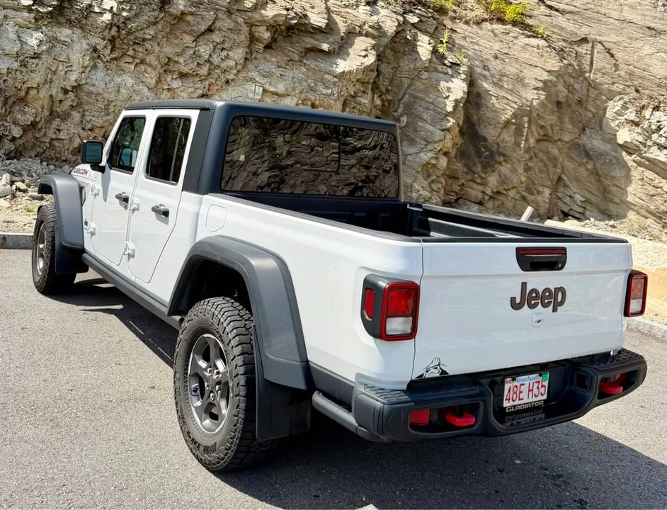 2020 Jeep JT Gladiator - Image 2 of 11