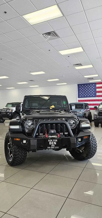 2020 Jeep JT Gladiator - Image 2 of 20