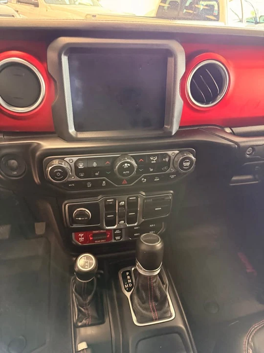 2020 Jeep JT Gladiator - Image 13 of 19