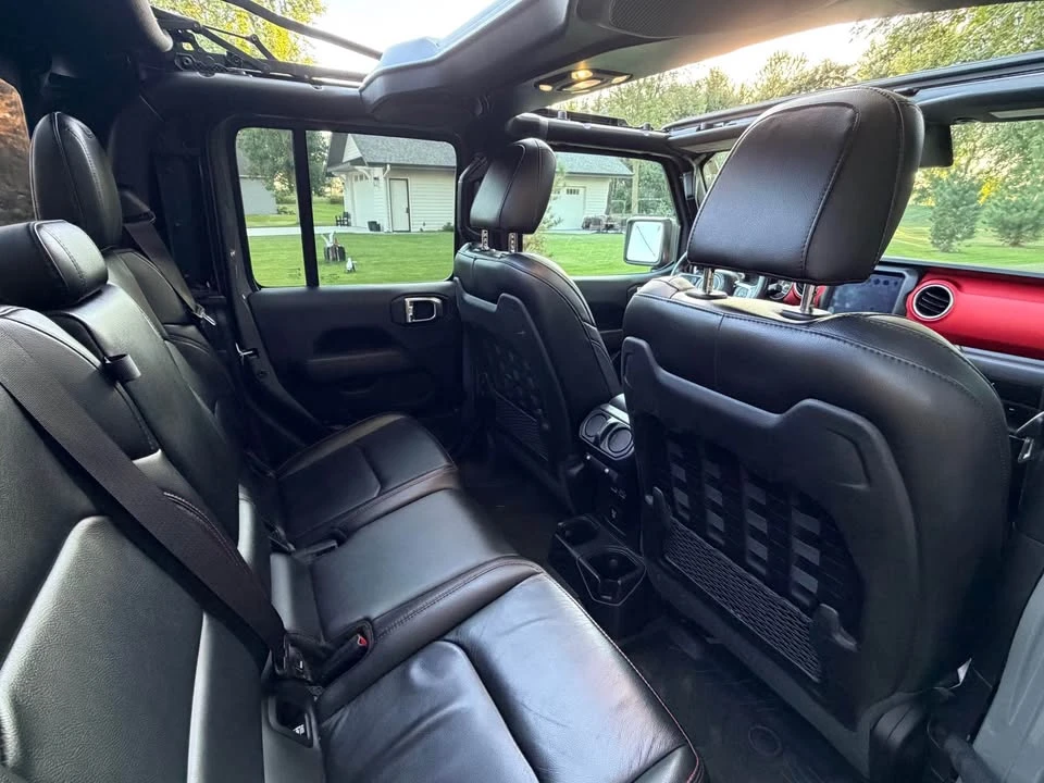 2020 Jeep JT Gladiator - Image 9 of 10