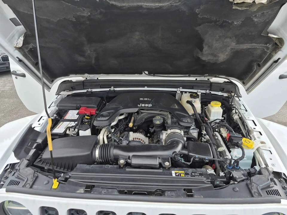 2020 Jeep JT Gladiator - Image 13 of 18