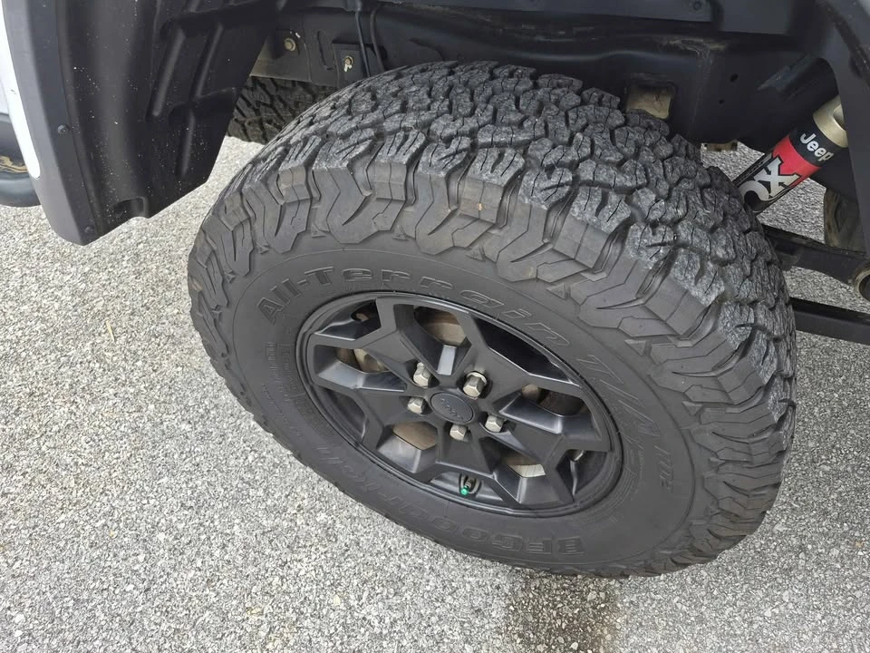 2020 Jeep JT Gladiator - Image 16 of 18