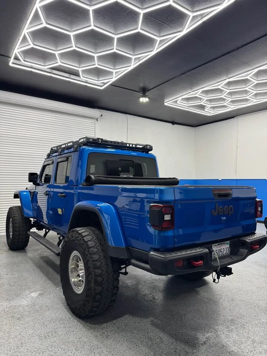 2020 Jeep JT Gladiator - Image 6 of 6
