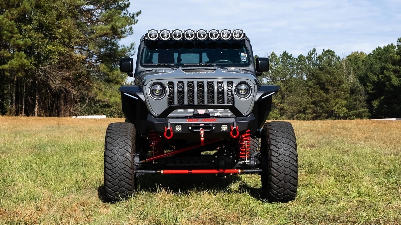 2020 Jeep JT Gladiator - Image 14 of 15