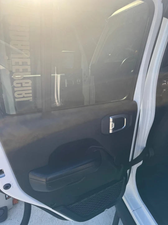 2020 Jeep JT Gladiator - Image 13 of 21