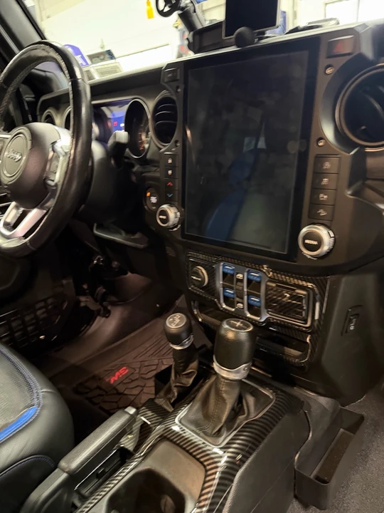 2020 Jeep JT Gladiator - Image 20 of 21