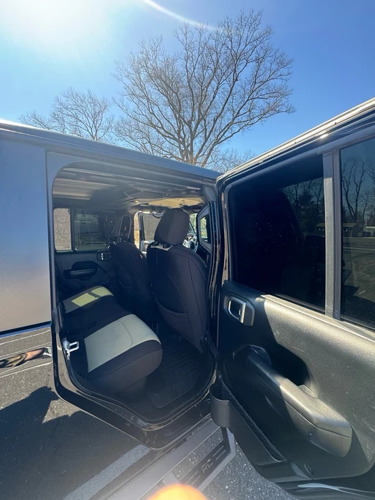 2020 Jeep JT Gladiator - Image 12 of 17