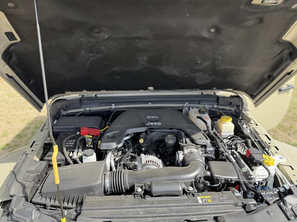 2020 Jeep JT Gladiator - Image 9 of 23