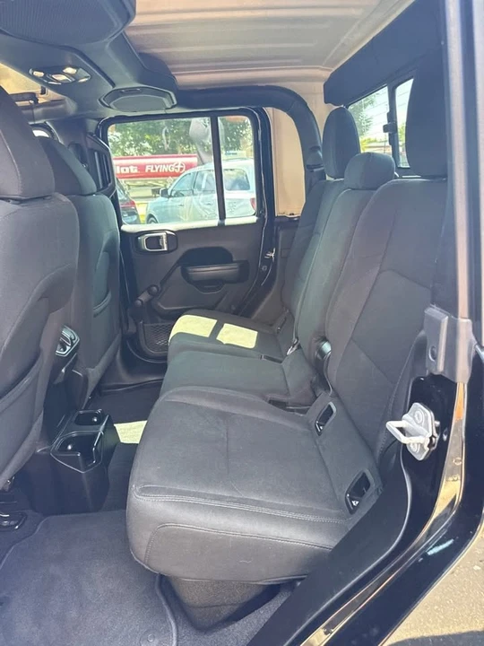 2020 Jeep JT Gladiator - Image 7 of 15