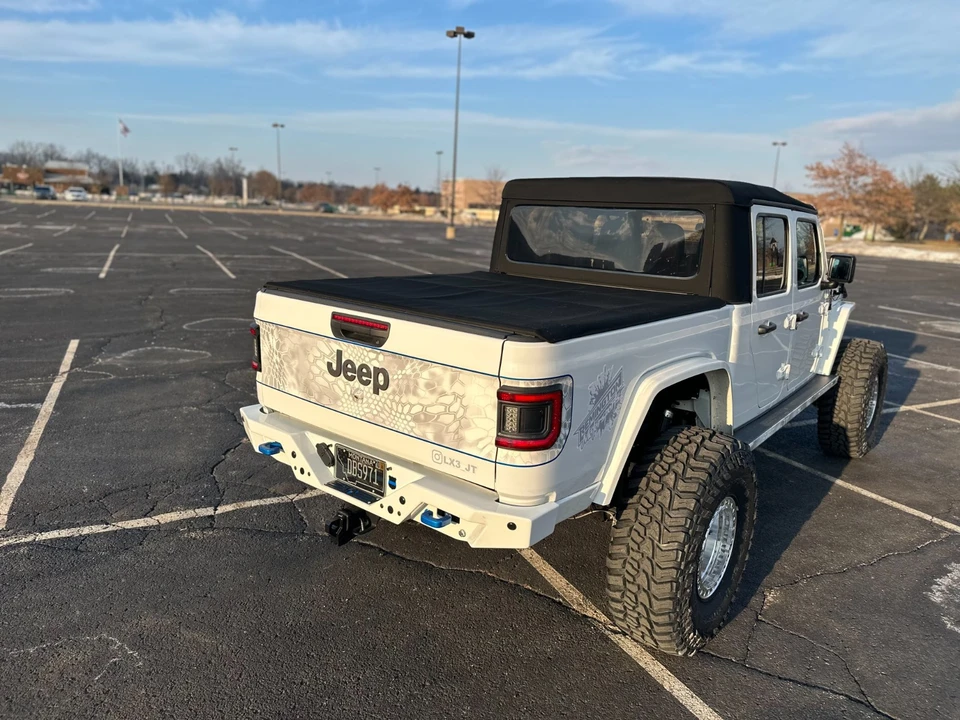 2020 Jeep JT Gladiator - Image 7 of 31