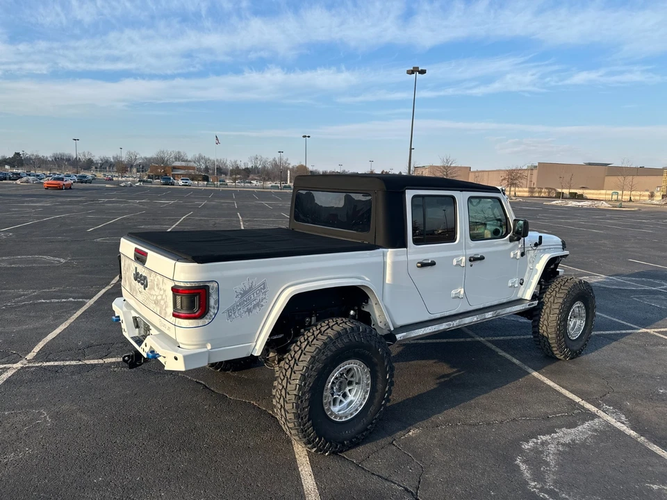 2020 Jeep JT Gladiator - Image 10 of 31