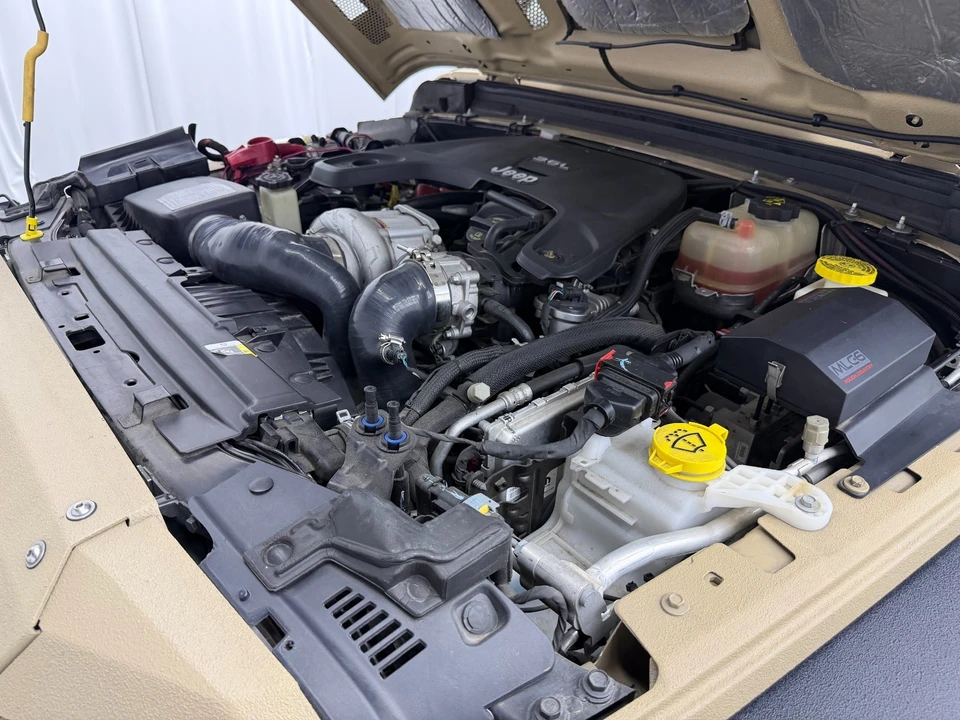 2020 Jeep JT Gladiator - Image 25 of 31