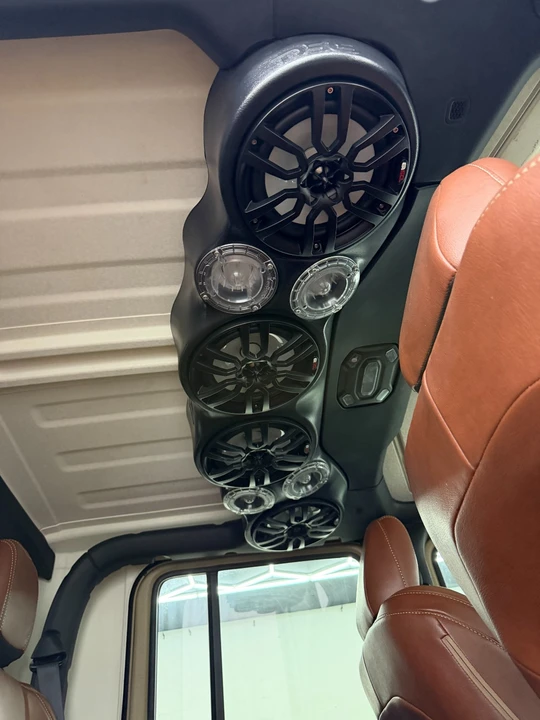 2020 Jeep JT Gladiator - Image 18 of 31