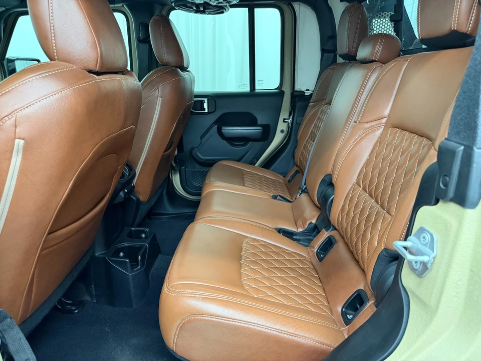 2020 Jeep JT Gladiator - Image 20 of 31