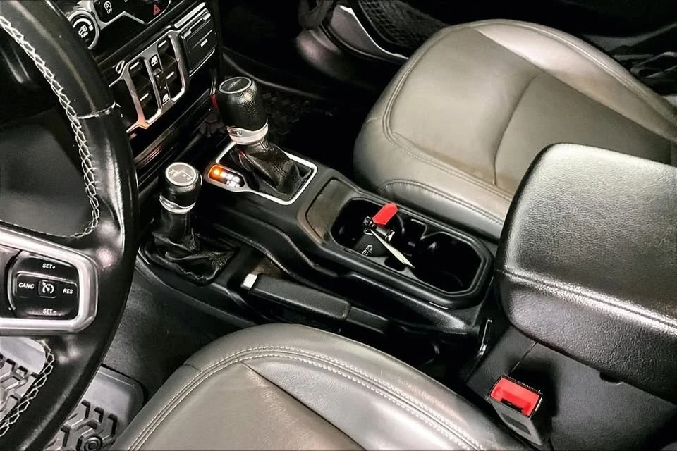 2020 Jeep JT Gladiator - Image 17 of 20