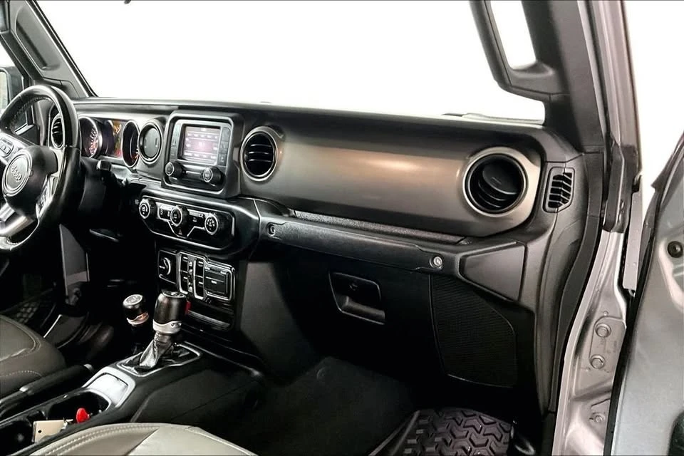 2020 Jeep JT Gladiator - Image 16 of 20
