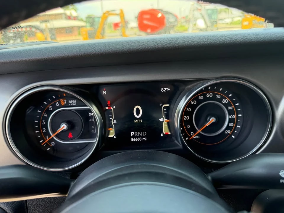 2020 Jeep JT Gladiator - Image 9 of 10