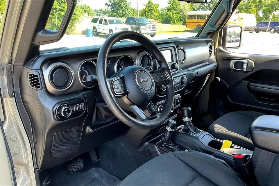 2020 Jeep JT Gladiator - Image 8 of 20