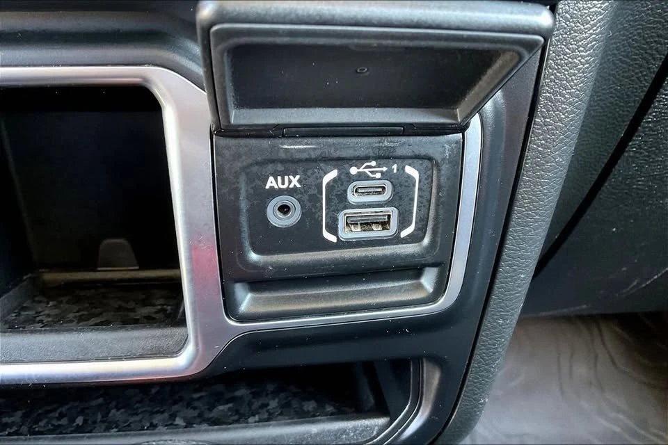 2020 Jeep JT Gladiator - Image 15 of 20