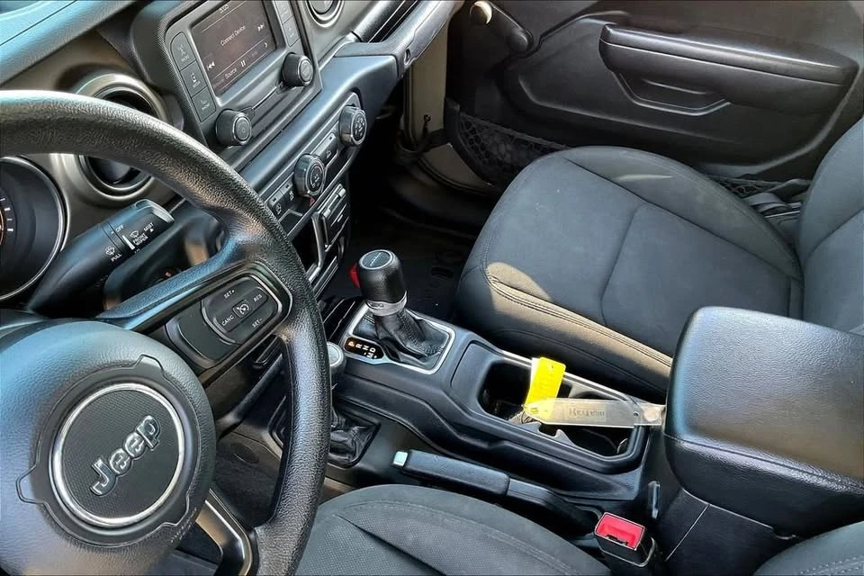 2020 Jeep JT Gladiator - Image 9 of 20