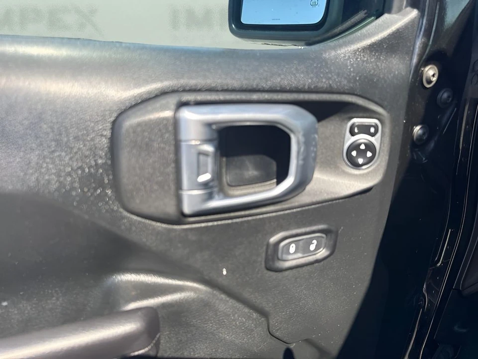 2020 Jeep JT Gladiator - Image 23 of 29