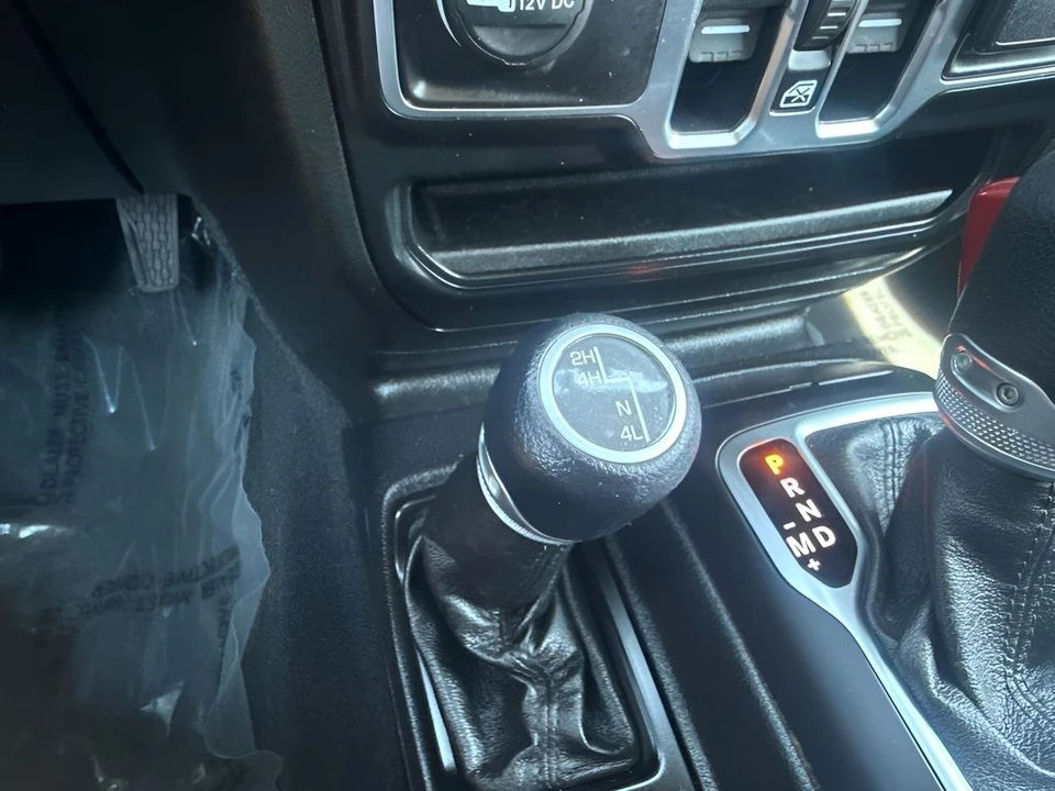 2020 Jeep JT Gladiator - Image 19 of 29
