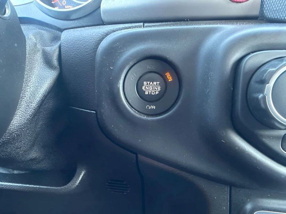 2020 Jeep JT Gladiator - Image 18 of 29