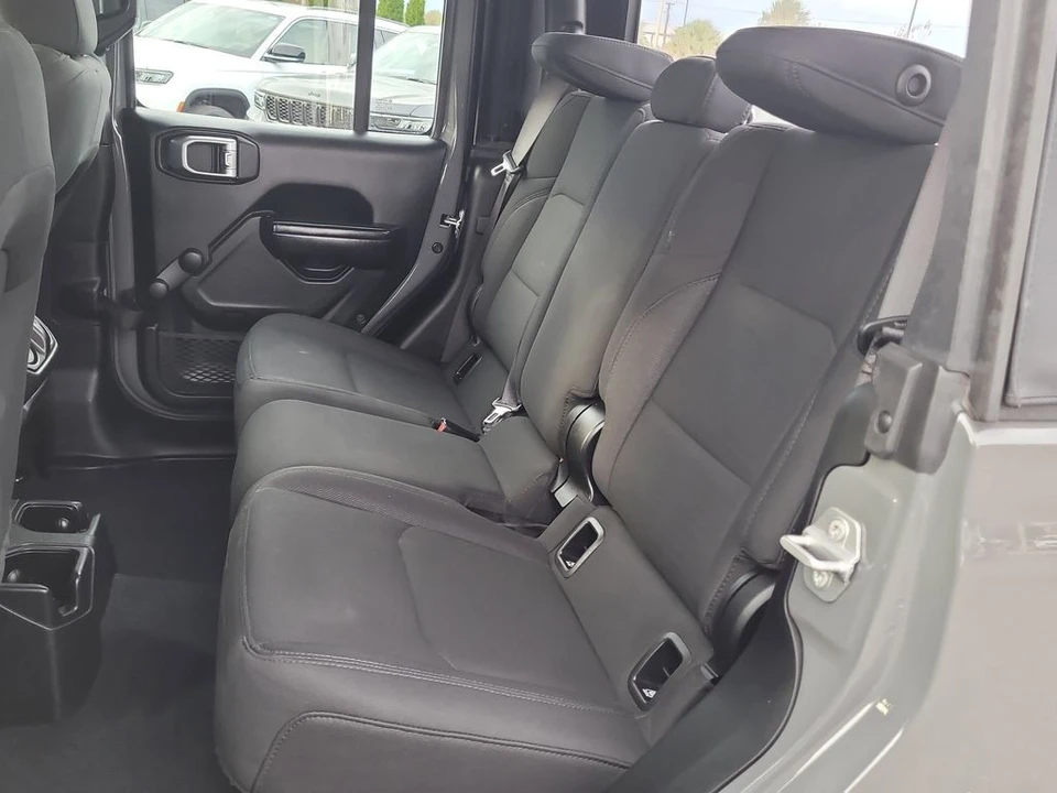 2020 Jeep JT Gladiator - Image 10 of 12