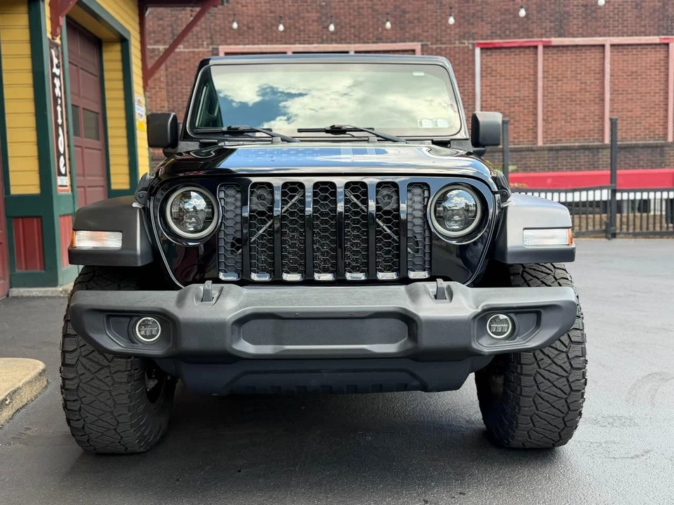 2020 Jeep JT Gladiator - Image 11 of 31