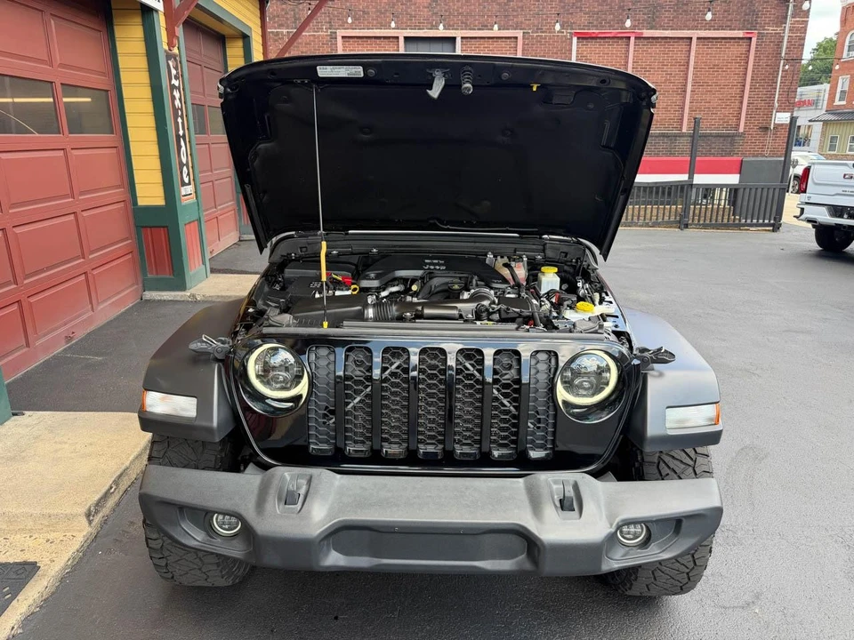 2020 Jeep JT Gladiator - Image 24 of 31