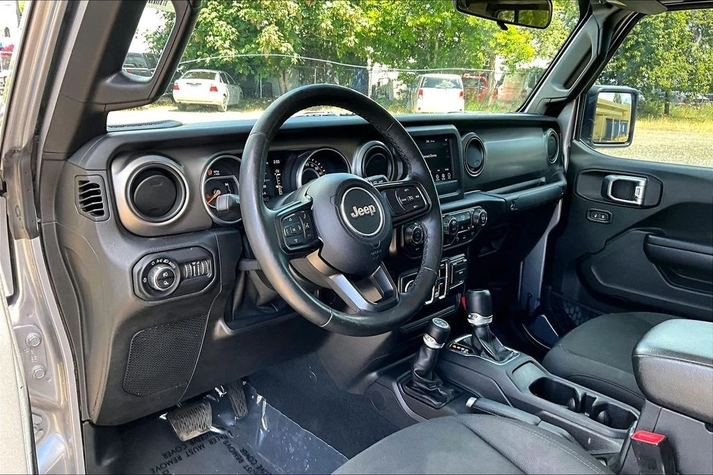 2020 Jeep JT Gladiator - Image 18 of 31