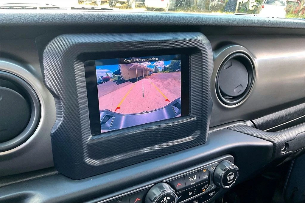 2020 Jeep JT Gladiator - Image 29 of 31