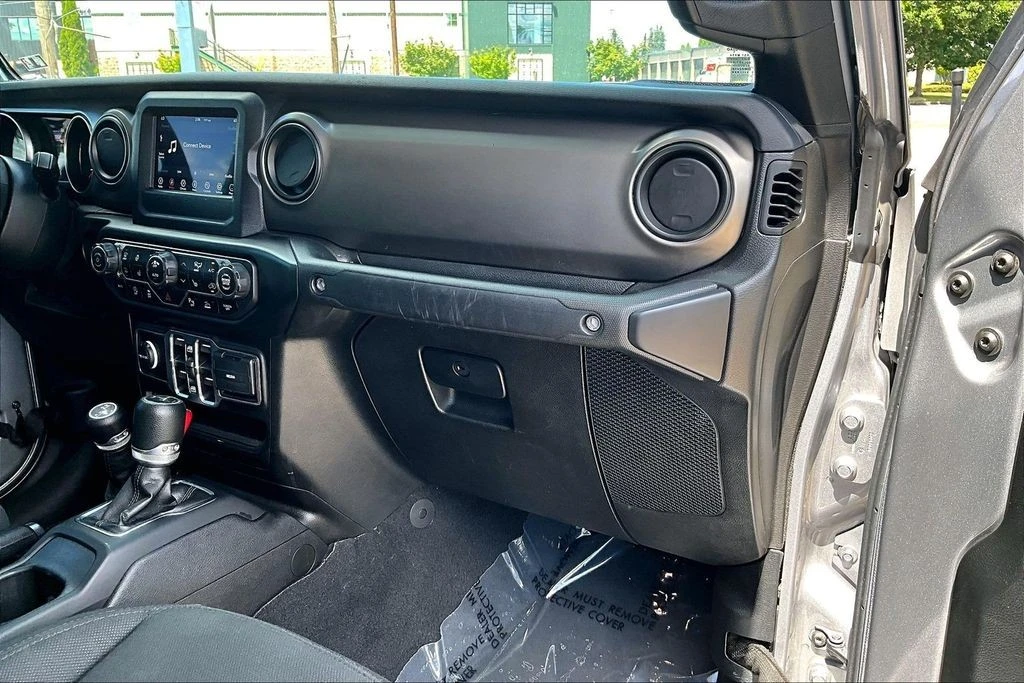 2020 Jeep JT Gladiator - Image 19 of 31