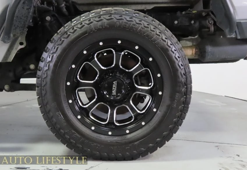 2020 Jeep JT Gladiator - Image 19 of 21