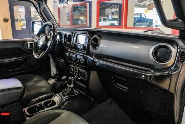 2020 Jeep JT Gladiator - Image 13 of 21