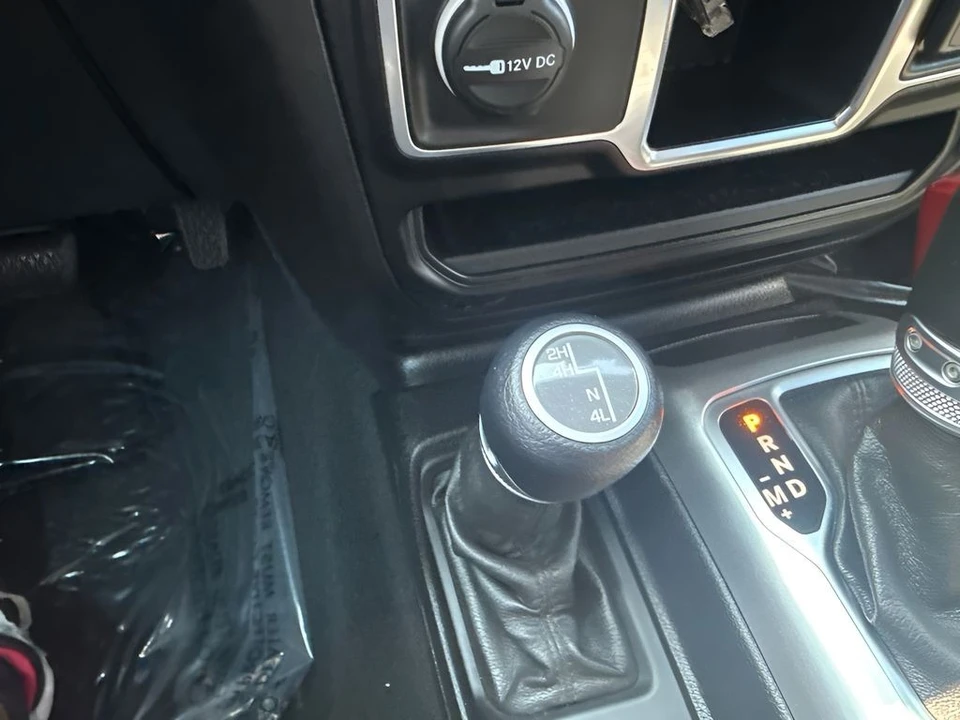 2020 Jeep JT Gladiator - Image 12 of 25
