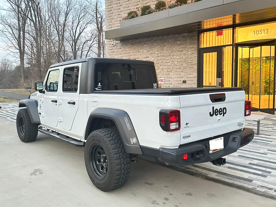 2020 Jeep JT Gladiator - Image 16 of 31