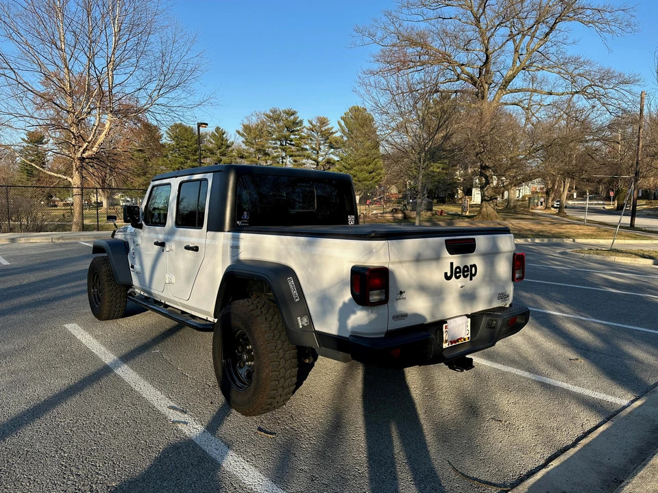 2020 Jeep JT Gladiator - Image 30 of 31