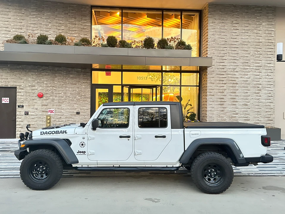 2020 Jeep JT Gladiator - Image 13 of 31