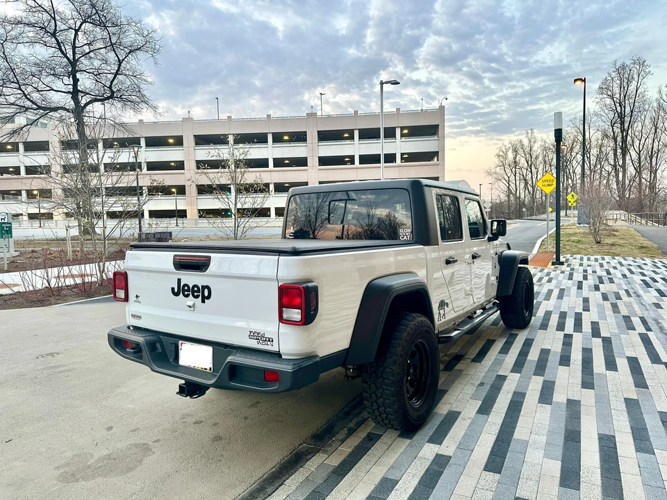 2020 Jeep JT Gladiator - Image 20 of 31